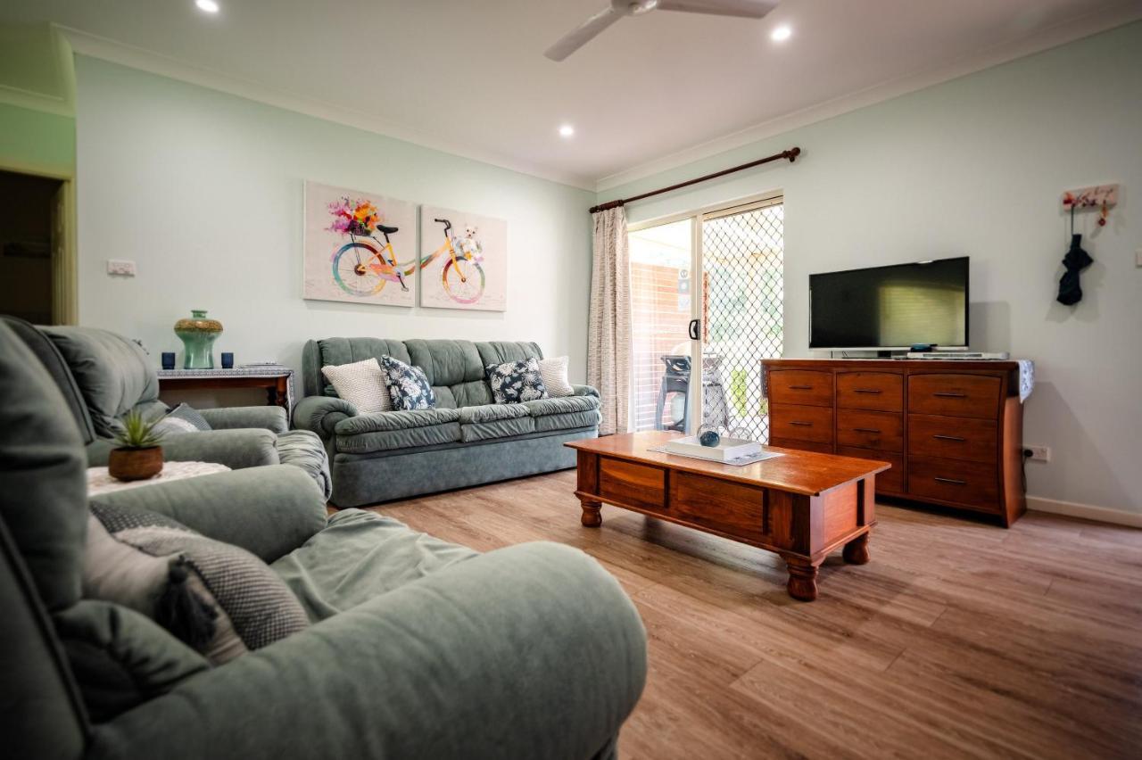 Alarks Nest Bed And Breakfast Boambee Extérieur photo
